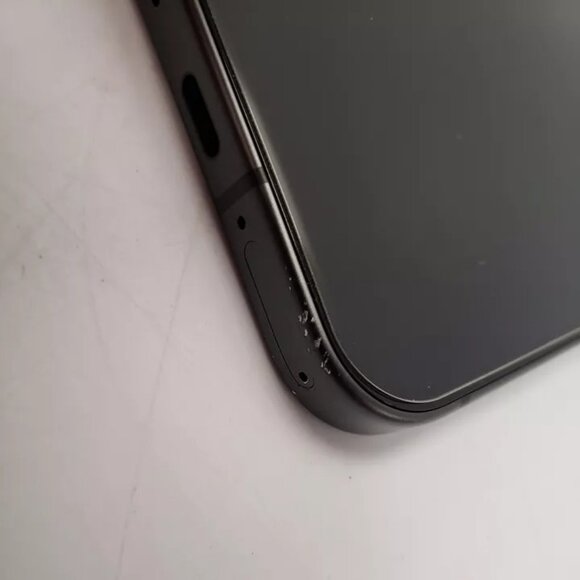 (74305-1) Google Pixel 9 Phone - Unlocked - 128GB - Picture 11 of 16